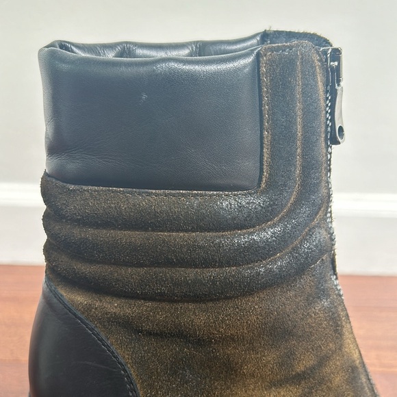 Emanuele Crasto suede zip booties | khaki - Picture 8 of 13